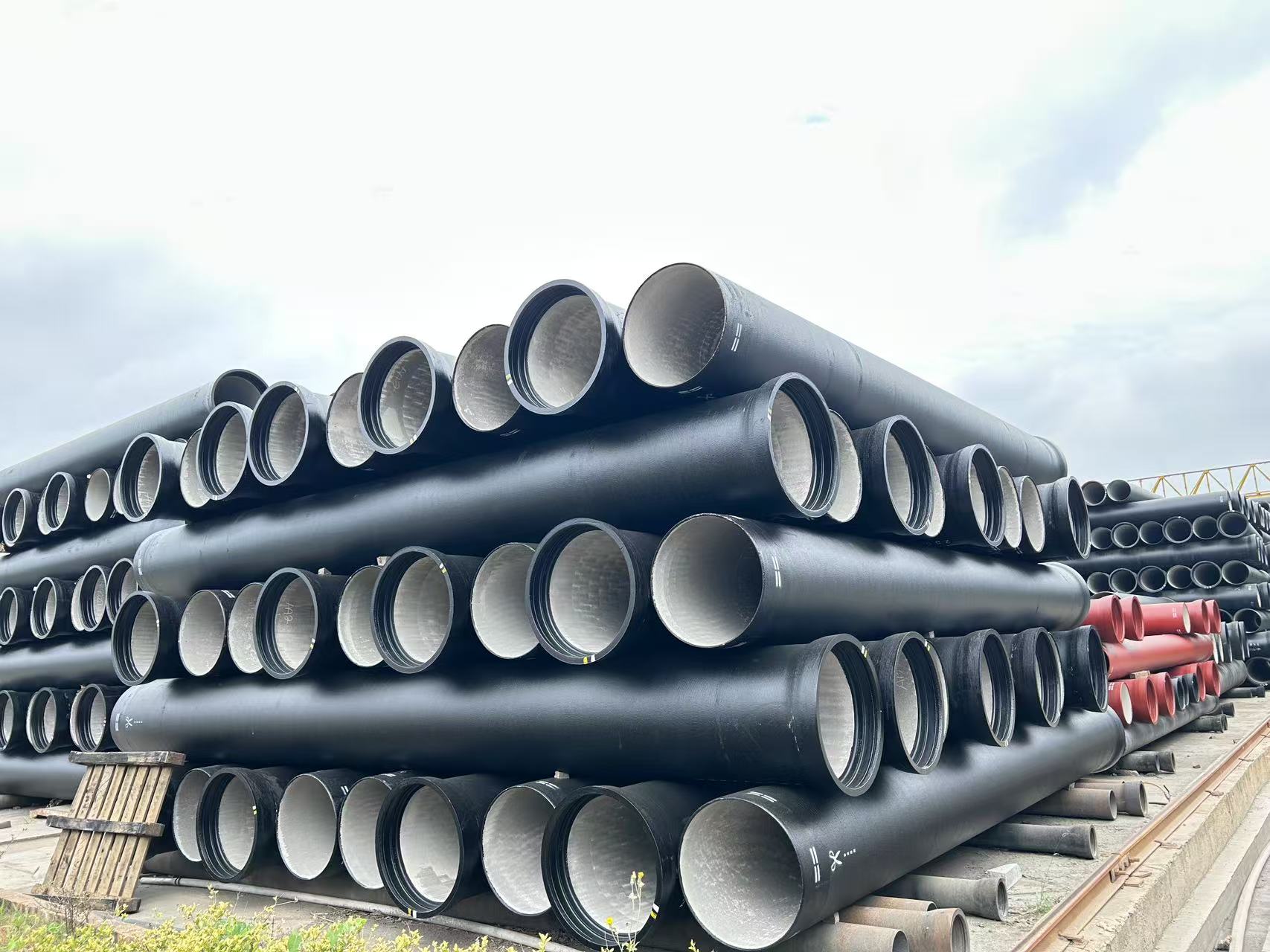 Hoogwaardige K9-buizen voor wereldwijde export – concurrerende prijzen!