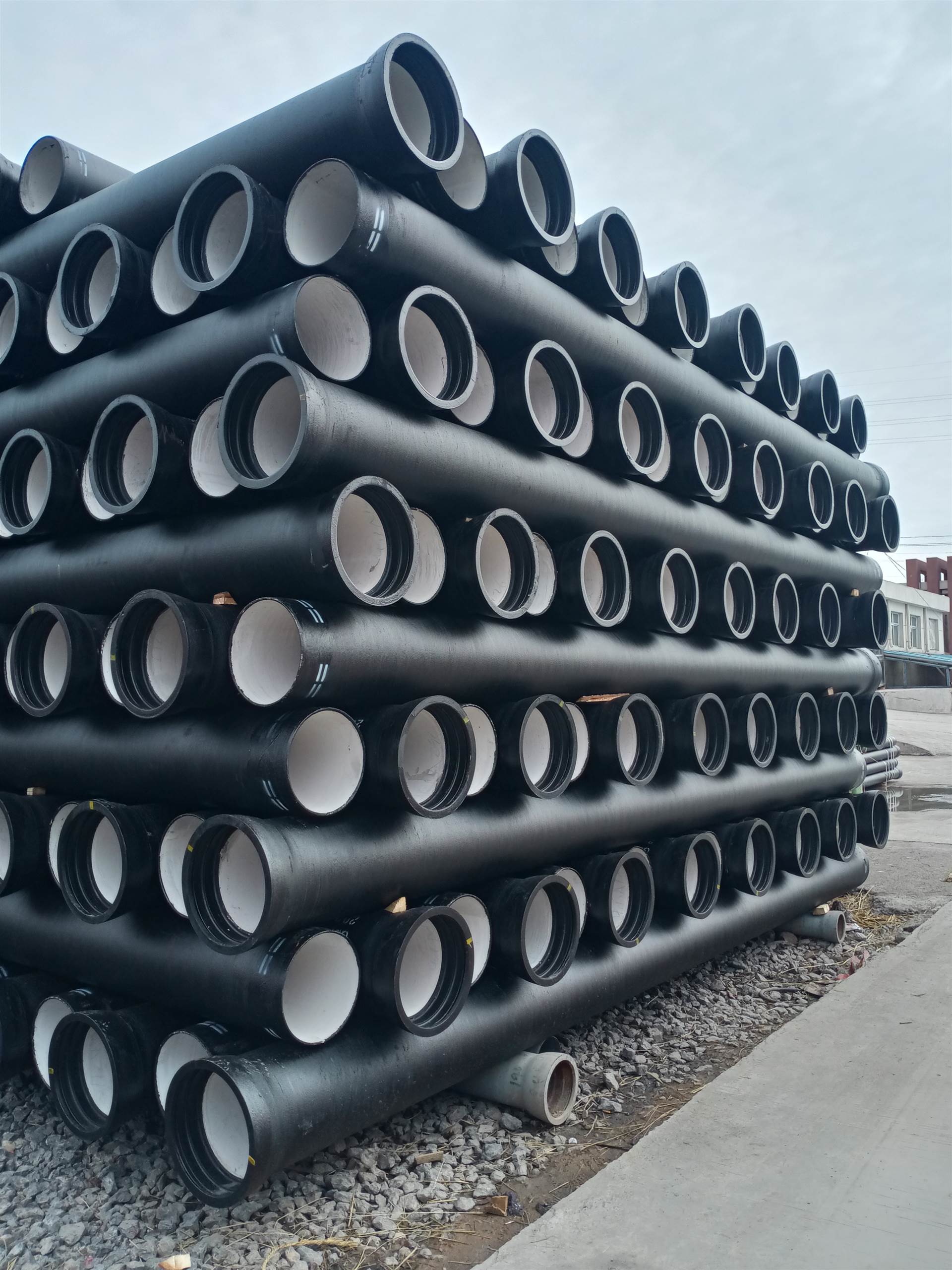 Nodulair gietijzeren buizen: een betrouwbare oplossing voor moderne verwarmingssystemen