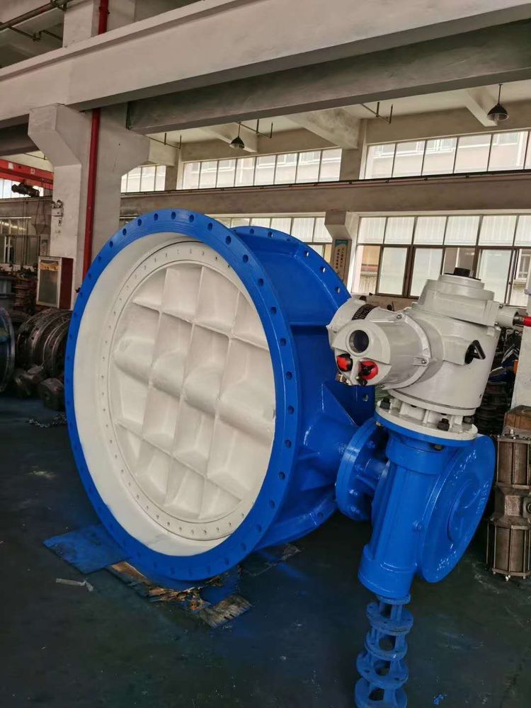 Drievoudige excentrische vlinderklep met metalen zitting – precisie, duurzaamheid en lekdichte prestaties